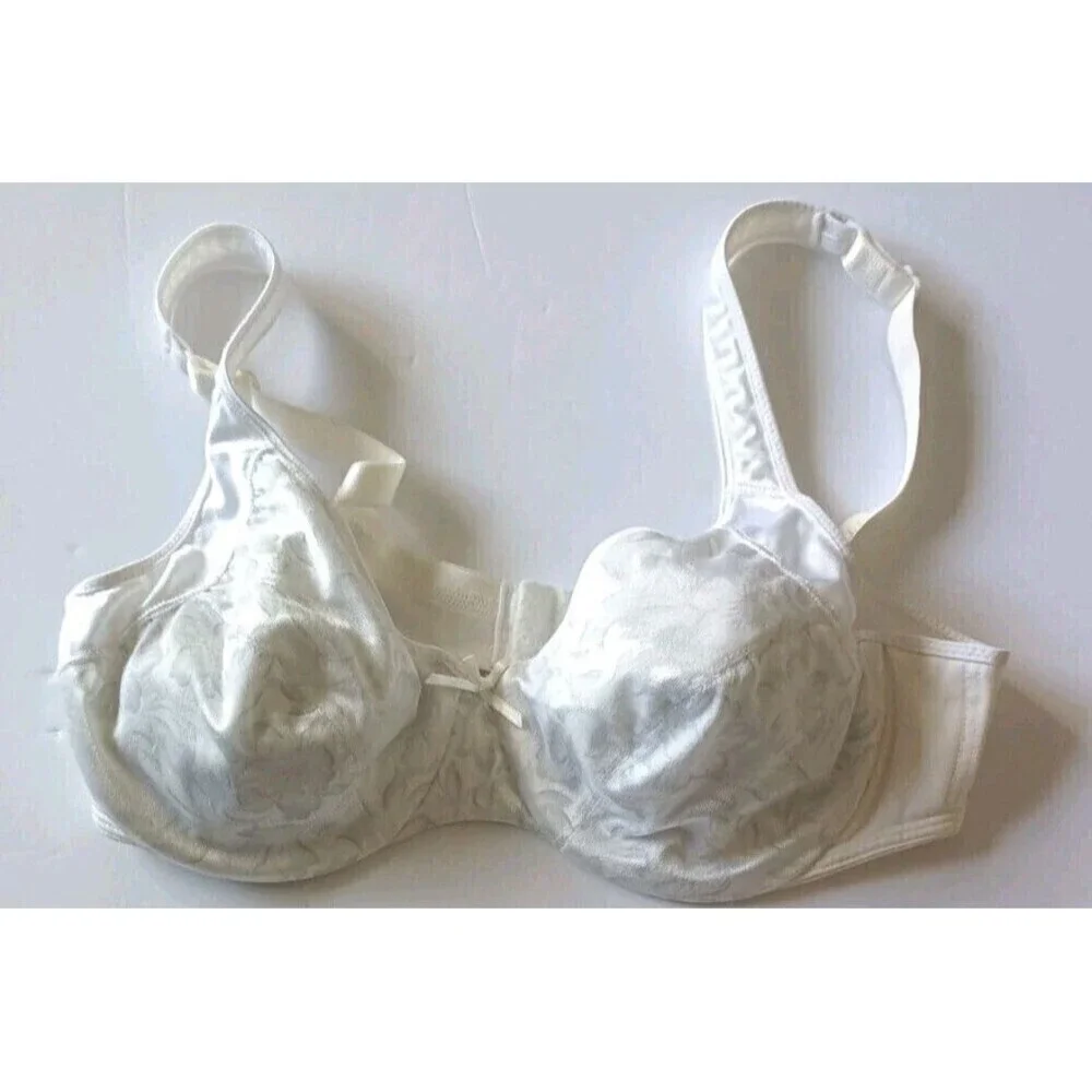 Playtex 18-Hour Bra Sz  36B White Satin Floral Padded  Underwire Comfort Straps